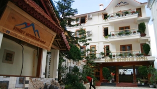 sunnymountainhotel3