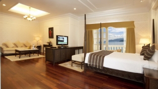 sunrisenhatrangbeach2