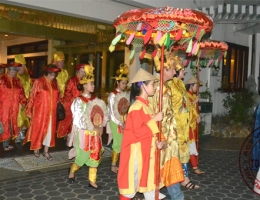 IVJ VOYAGES Group from France (Highlight of Vietnam and Myanmar 15 days).