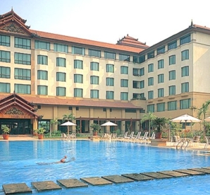 Sedona Hotel Mandalay