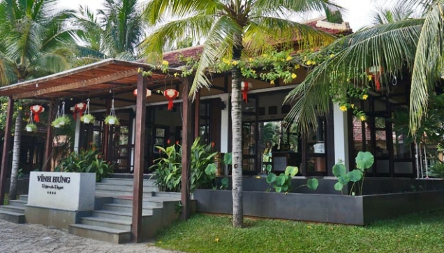 Vinh Hung Riverside Resort & Spa