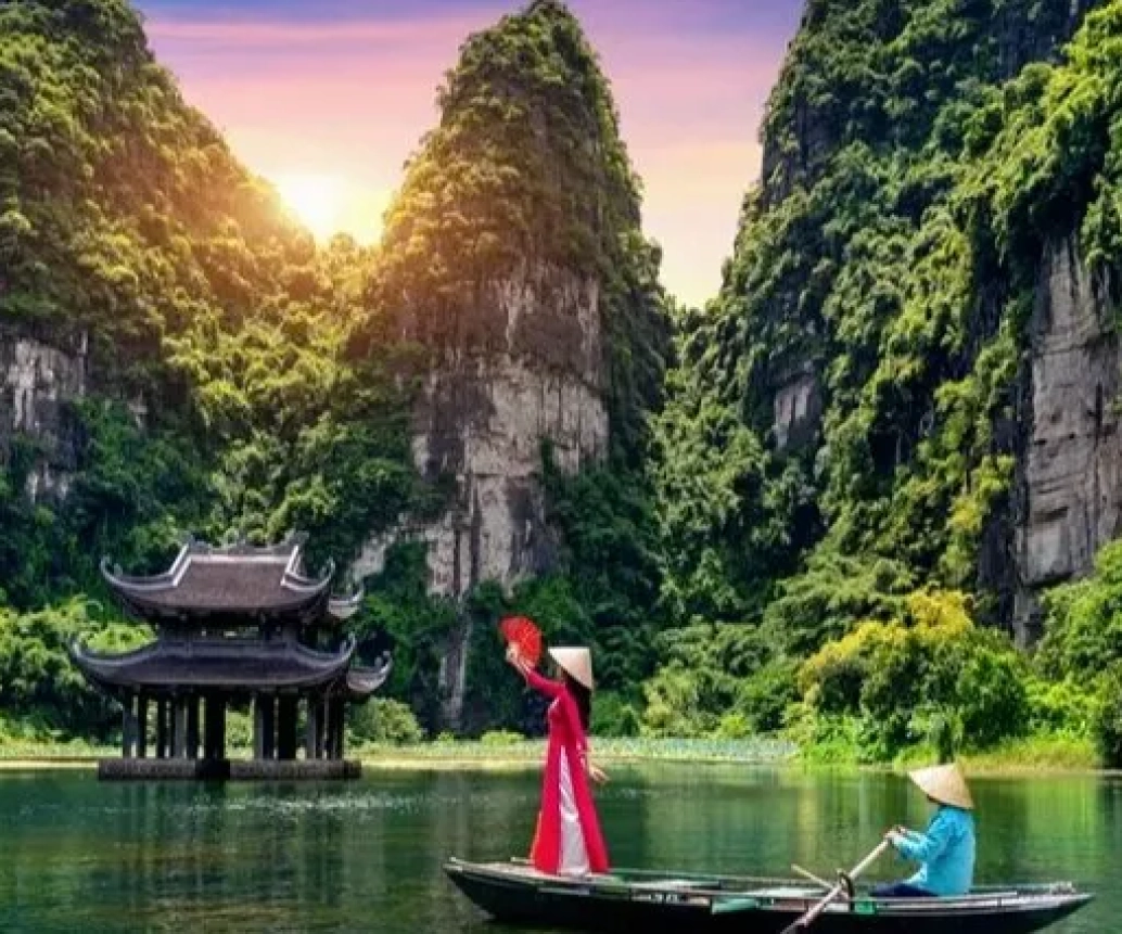 EXPLORING NINH BINH - A JOURNEY THROUGH VIETNAM’S MOST BREATHTAKING LANDSCAPES
