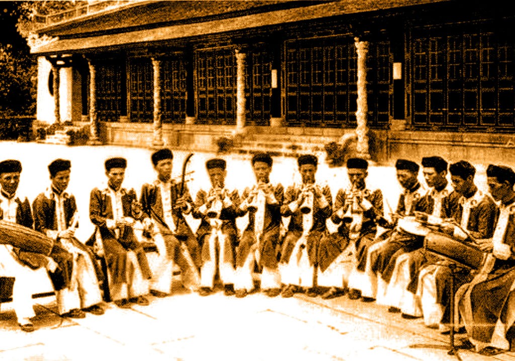 Hue Royal Court Music