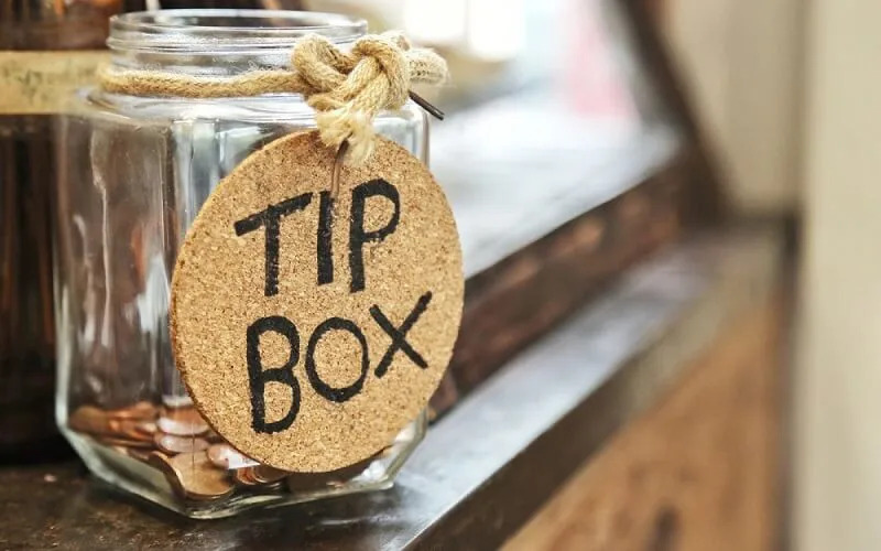 Tipping Culture in Vietnam: Everything Tourists Need to Know