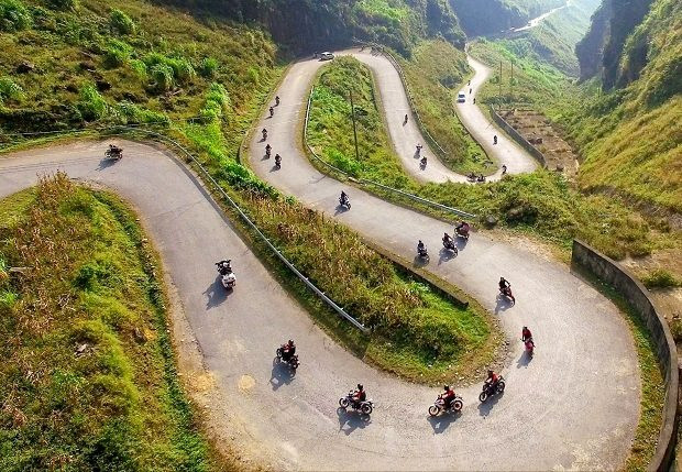 Ma Pi Leng Pass: A Spectacular Mountain Road in Vietnam